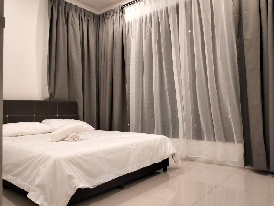 Highpark Suites Kelana Jaya By Kenangan Homes Petaling Jaya Exterior photo