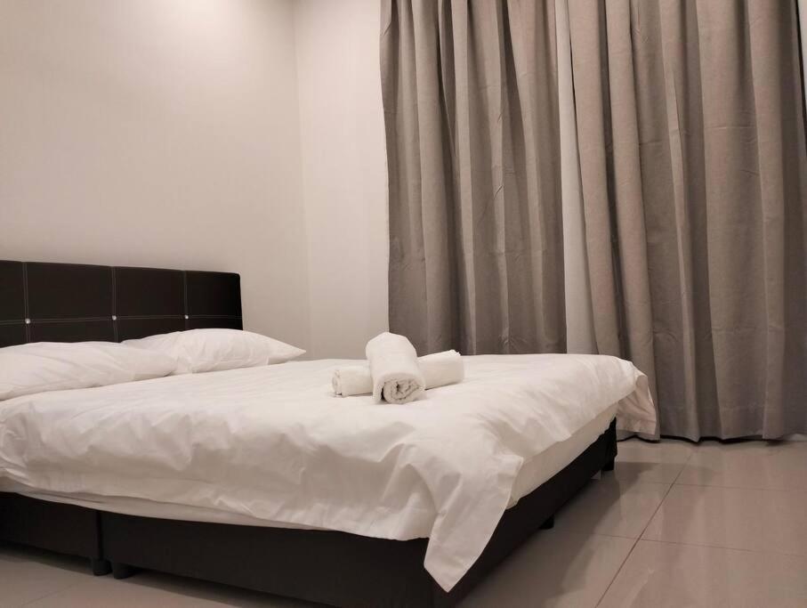 Highpark Suites Kelana Jaya By Kenangan Homes Petaling Jaya Exterior photo